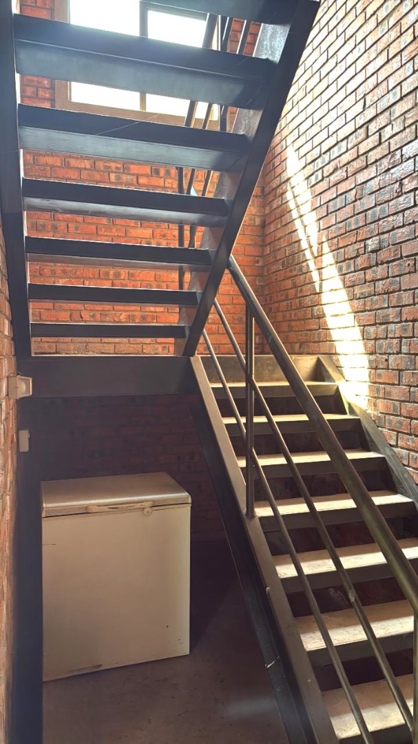 6 Bedroom Property for Sale in Maselspoort Free State